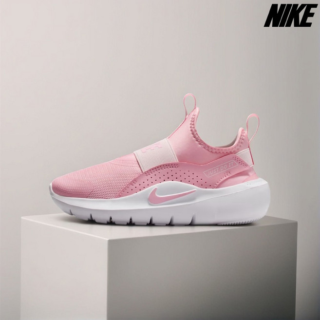 (국내 NIKE 매장 정품) 나이키 키즈 운동화 플렉스 러너 4 오래 지속되는 편안함과 지지력 미디엄 소프트 핑크