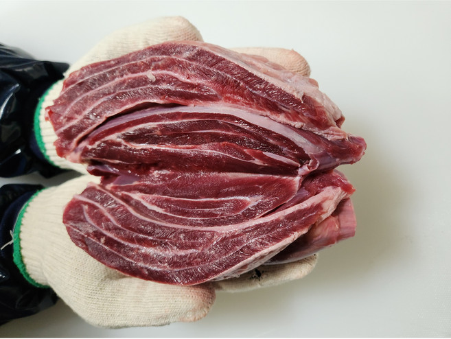 우진미 투뿔나인 1++(9) 사태 덩어리 장조림 수육용, 1개, 500g