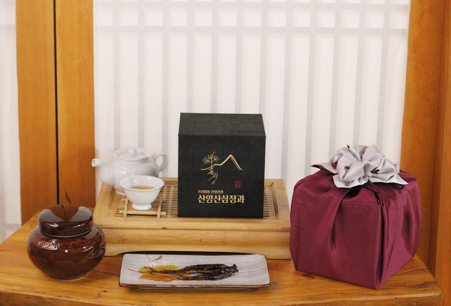 홍경농장 산양산삼정과 (10+10뿌리) 국산 프리미엄 명절선물 상견례선물 부모님선물, 500g, 2세트