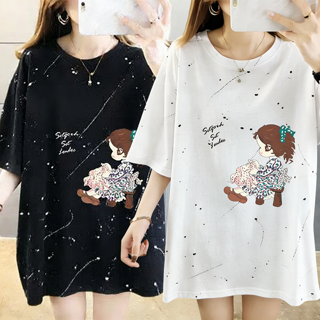 로르카 여성 라운드넥 일러스트 프린트 루즈핏 빅사이즈 미디 기장 반팔 티셔츠 D01031917