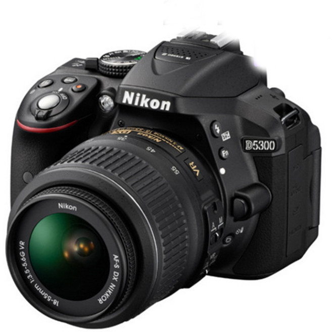 니콘 D5300+18-55mm VR +배터리+충전기+SD 64GB+가방+리더기 포함