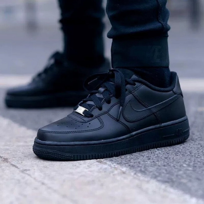 [국내 백화점용] NIKE AIR FORCE 1 07 (블랙) 올검 운동화 BK유통