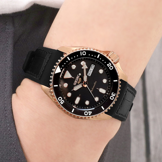 세이코5 스포츠 남성 오토매틱 시계 SRPD76K1