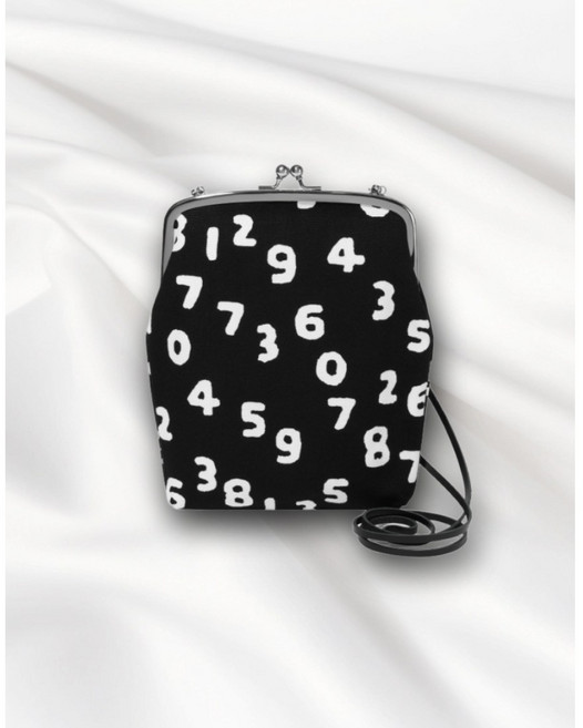 (정품 국내당일출고) 크로스백 소우소우일본 가마구치 백 라지 (블랙 110cm 블랙 가죽 스트랩 포함)