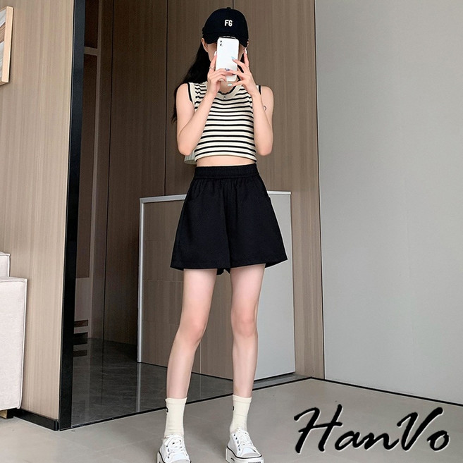 HanVo 高腰寬鬆休閒A字短褲 - 硬挺顯瘦百搭韓版女褲