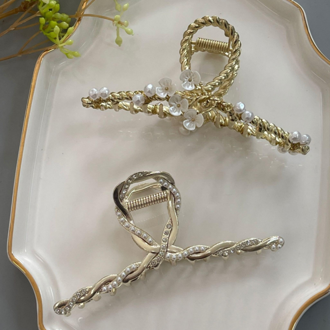 [2개세트] 워더미 우아 진주 큐빅 플라워 골드 메탈 꼬임 집게핀 Z342