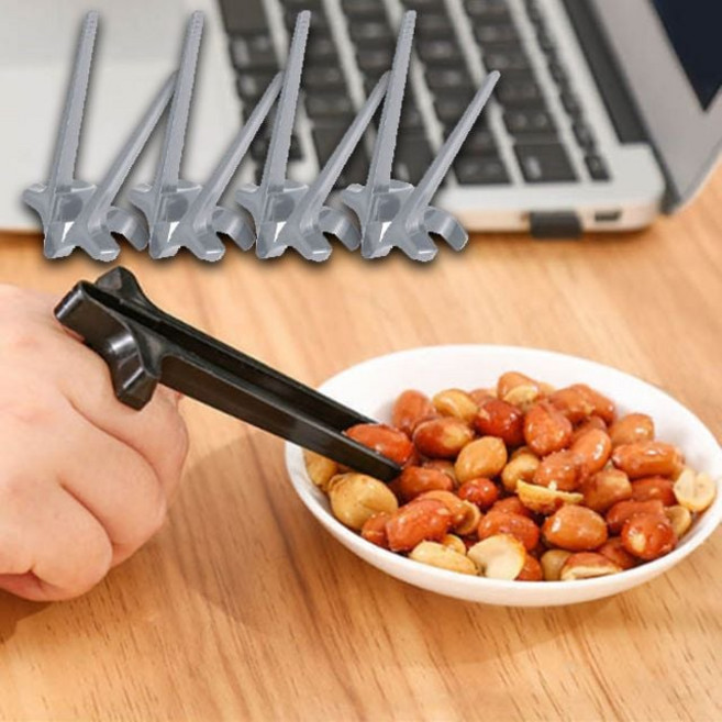 핸즈프리 간식 젓가락 집게 4P 게이밍 손가락 청결 게이밍간식젓가락 게임간식집게 손가락과자집게 손가락청결집게 게이밍간식집게 과자집게 게임할때과자집게 게이밍젓가락 독서손가락집게 스낵, 블랙