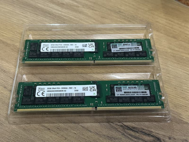 SK hynix DDR4 3200AA 32GB 伺服器專用記憶體, 1個, HMAG84EXNRAD84N AC