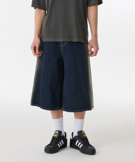 무신사 스탠다드 사이드 브러쉬 롱 버뮤다 데님 팬츠 옐로우 다크 블루 525466