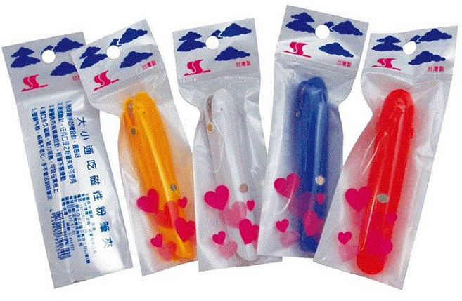 頂鶴 H090-2 110 磁性大小通吃粉筆夾 [台灣製造], 1個, 不挑色 (塑膠)