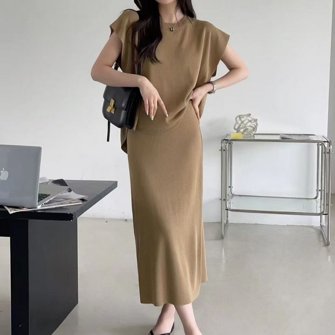 하모리 시원한 여름 쿨소재 날씬해 보이는 루즈핏 라운드넥 캡소매 허리밴딩 롱스커트 니트 상하세트