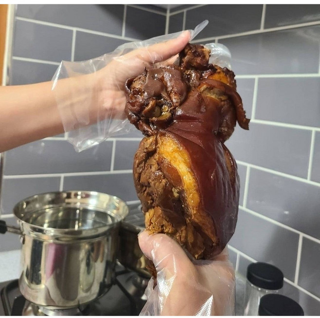 정만농수산 만화고기 100% 30년전통 씨간장 앞다리 뜯어먹는 왕족발, 1개, 1.3kg