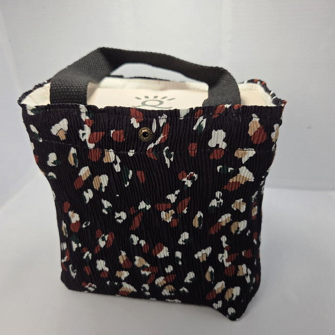 똑딱이 주름 에코백 손목가방