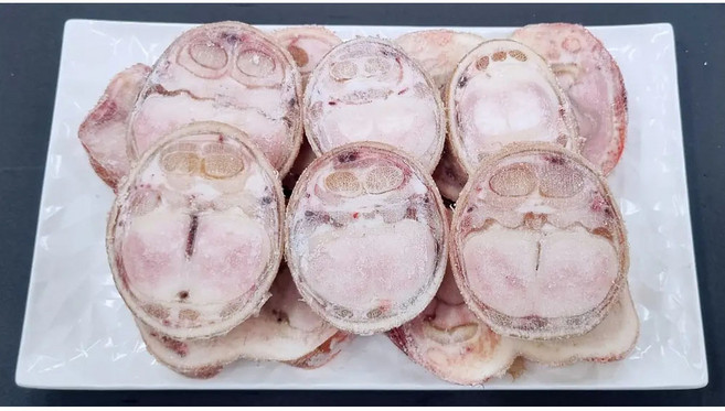 한우 암소 우족 2.8kg내외 (냉동), 1개