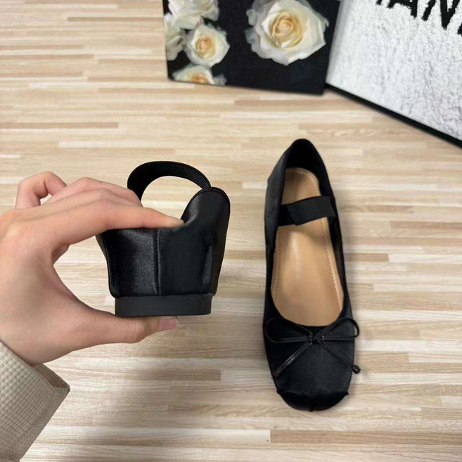 여성 메리제인 플랫슈즈 리본 스트랩 키높이 히든굽 5cm 라운드토 데일리 단화