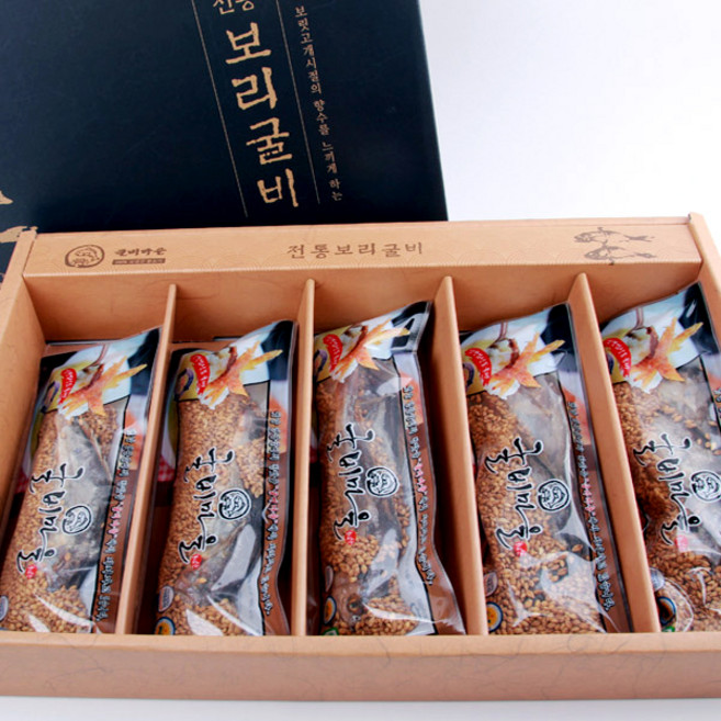 선물세트 영광 통 보리굴비 10마리 8호 [ 국내산 참조기로 만든 통보리굴비 ] 건조전 22cm/건조후 2cm 내외 줄어듭니다