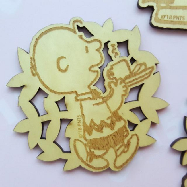 Snoopy 史努比木質杯墊, 查理布朗款, 1個
