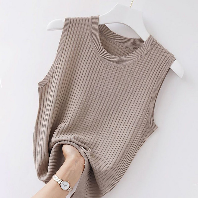 ROYALBELLE 여성 슬림핏 골지 니트 나시 민소매 탑 이너 베이직 무지 티셔츠 U0051001