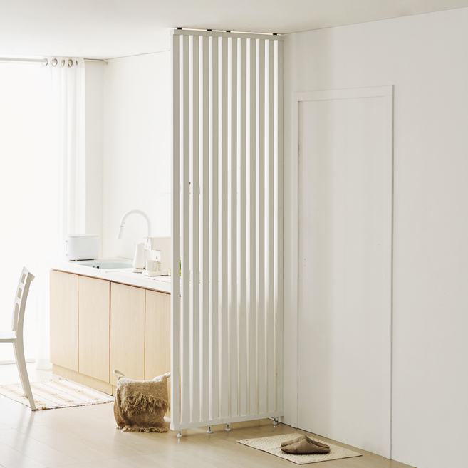 화이트 촘촘형 스트라이프 파티션 가벽 공간분리 사무실 인테리어