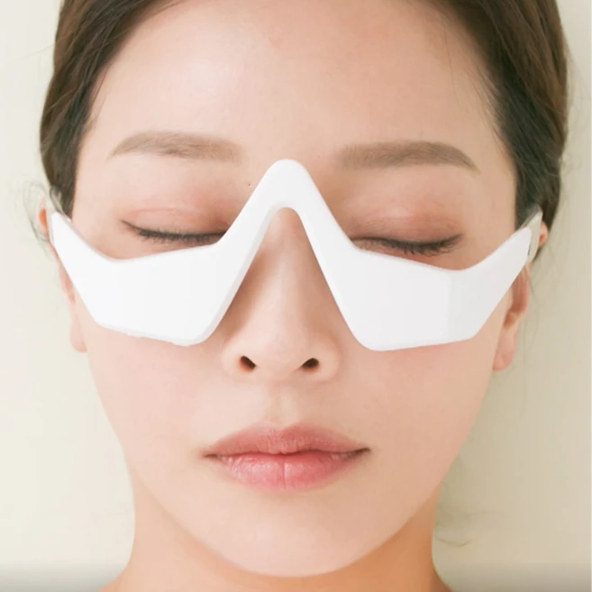 [GEW BEAUTY DEVICE] 눈밑 케어 디바이스 하루 10분 홈케어/맥스 아이텐텐 무선 눈마사지기/아이크림 빠른흡수 미세전류 리프팅기기, MT 화이트 1세트, GBD-ET001S - 쿠팡