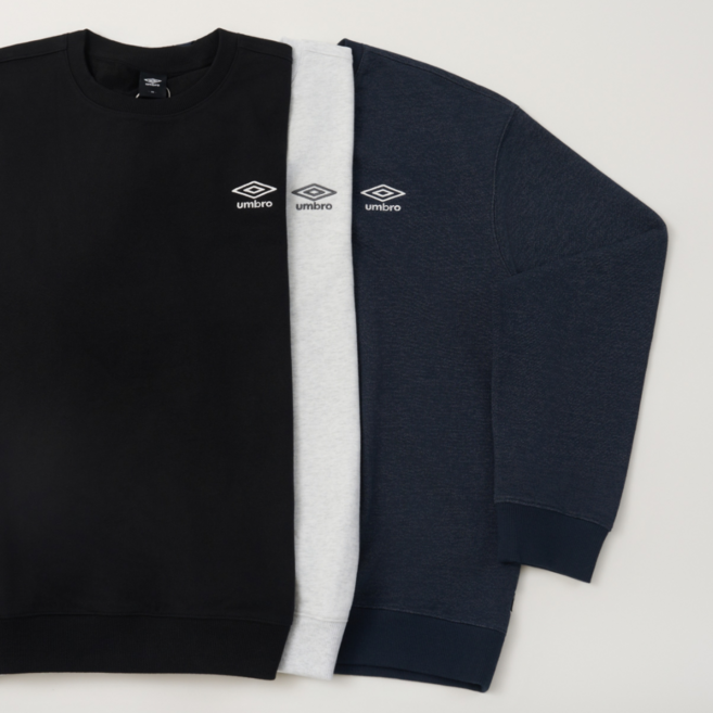 [26년매장]엄브로 기모 맨투맨 남녀공용 기모 에센셜 스몰로고 맨투맨 티셔츠 r26 우산커버