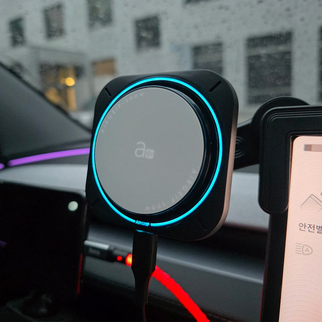 에어그립 스노우2 쿨링 펠티어 쿨링 차량용 맥세이프 충전 거치대 대시보드 Qi2 고속충전 아이폰17 S25