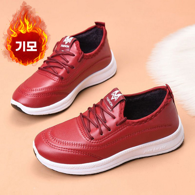 메인워크 중장년여성 가죽 털운동화 기모 가을 겨울 소프트 보온 미끄럼 방지 슬립온 발편한 단화 엄마 할머니 방한화