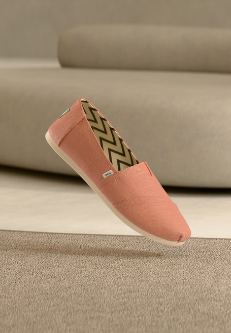 TOMS 클래식 - 슬립온 미디엄 핑크 535428