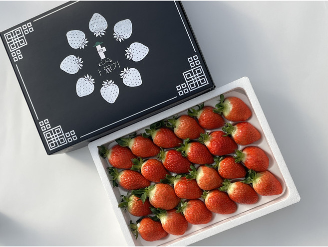 딸기 설향 프리미엄 생딸기 1kg 선물세트 스마트팜 아딸기 [원산지:국산(경상북도 영천시)], 1개, 30~35구 1kg