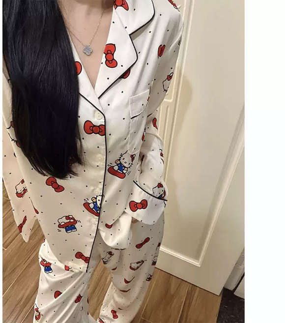 [노아르] 리본 고양이 패턴 흰색 여성 파자마 세트 실키 잠옷 홈웨어 상하세트