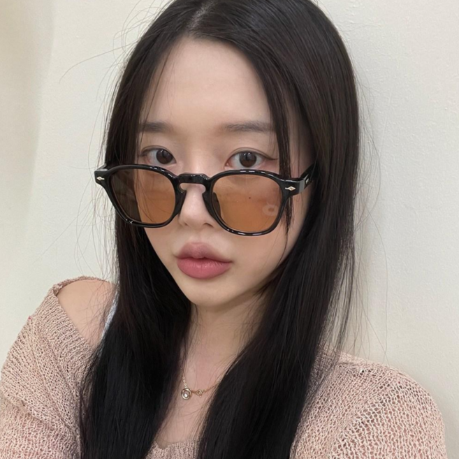 하리몽드 라운드 사각 뿔테 틴트 캐주얼 선글라스