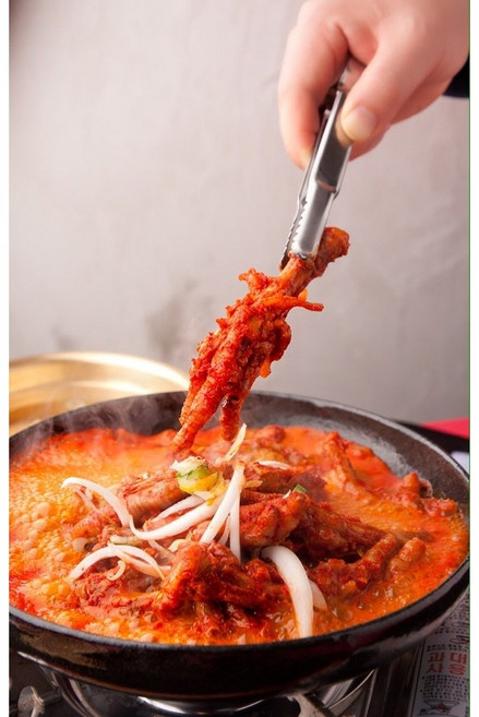 맵지만 22년 전통 노포 맛집 꾸미신닭발 뼈있는 통발 국물 냄비 닭발, 1개, 850g