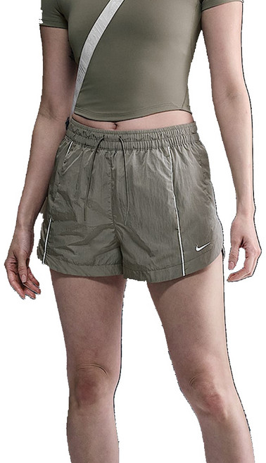 NIKE 女子運動短褲