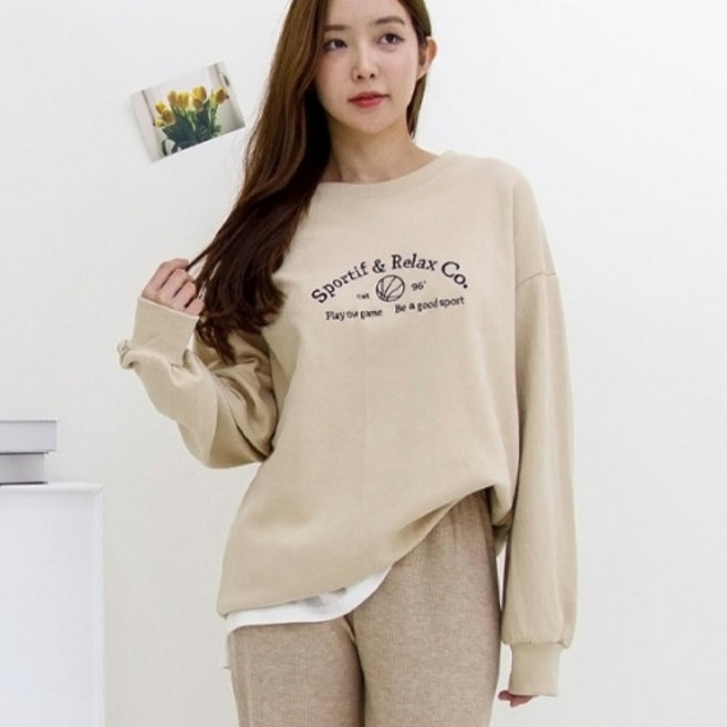 스포티브 포인트자수 여자맨투맨 드롭숄더 캐주얼 오버핏