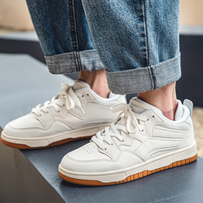 로버 남자스니커즈 키높이 캐주얼 발편한 경량 운동화 농구화 베드민턴화 보드화