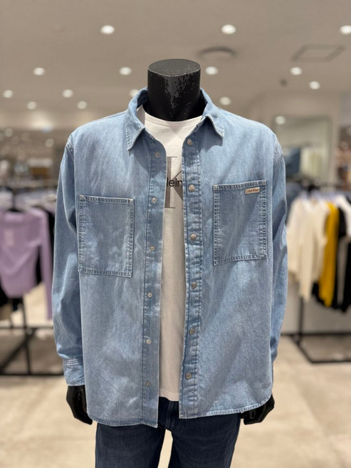 캘빈클라인 진 남여공용 릴렉스 핏 라이트블루 데님 셔츠4RAB700-UL6 AFB349 APO352