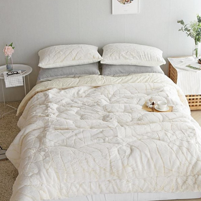 극세사 이불 부드러운 따뜻한 겨울 극세사 차렵 이불 침구 도톰한 홈데코 침대 담요 호텔 침실 신혼 고급