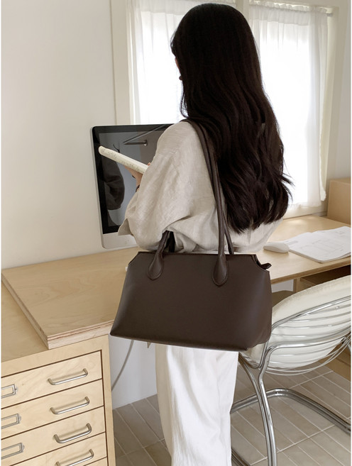 앨오앤지 롱핸들 바게트 숄더백