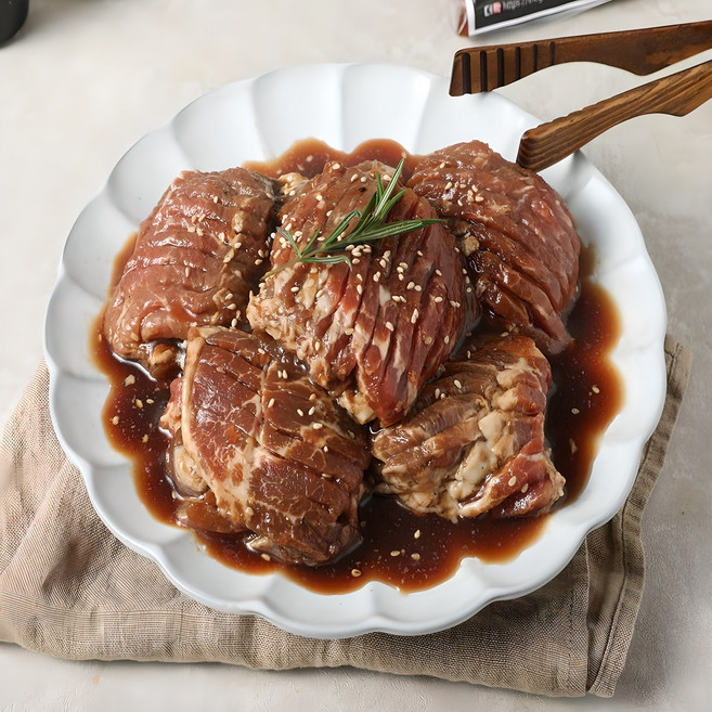 갈비아저씨 수제 돼지갈비 맛 양념목살 900G, 3개