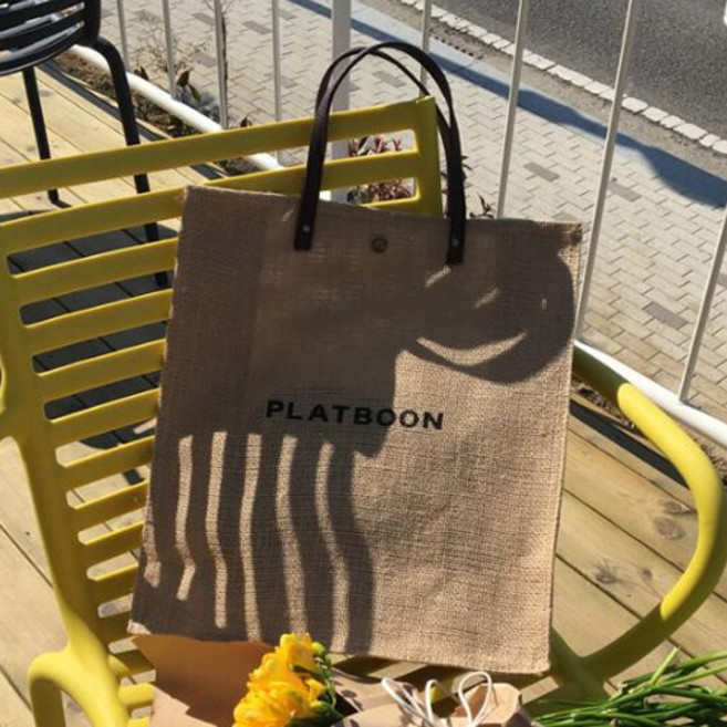 미쓰백 스퀘어 에코백 남여공용 가벼운 레터링 가방