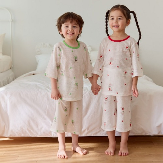 아이숲 아동용 후루츠프렌즈 모달메쉬 칠부실내복 상하의 세트