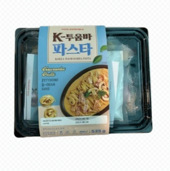 [푸드어셈블] 집에서즐기는레스토랑메뉴 K-투움바파스타밀키트 (2인) 매콤하고부드러운별미파스타 반미빵을곁들여더욱푸짐하게, 3개, 535g