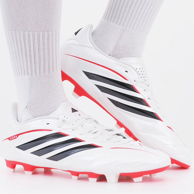 아디다스 FG/MG 성인 축구화 천연잔디 인조잔디 멀티 그라운드용 스터드 접지력 좋은 축구 신발