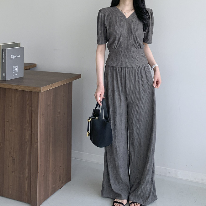 [행복여] 이나 브이넥 벌룬 소매 플리츠 와이드 밴딩 팬츠 세트