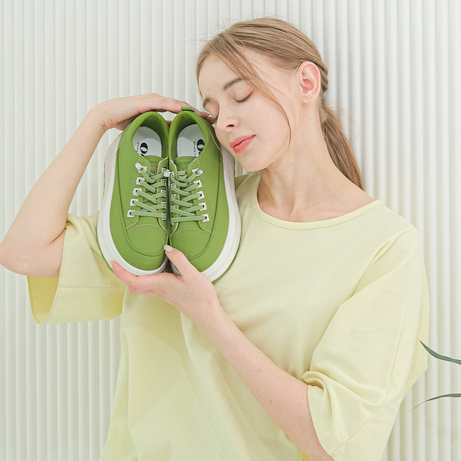 올리 테이텀 밴딩 키높이 스니커즈 6cm