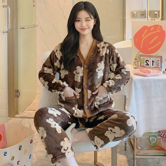 로리돌스 오버핏 수면잠옷. 버튼 곰돌이 브라운 겨울 홈웨어 여성 극세사 파자마세트