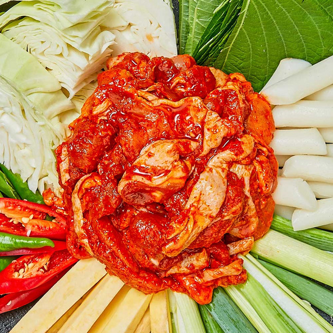 국내산 닭다리살 100% 춘천식 닭갈비 사과 배 연육양념 48시간 저온숙성, 4개, 500g