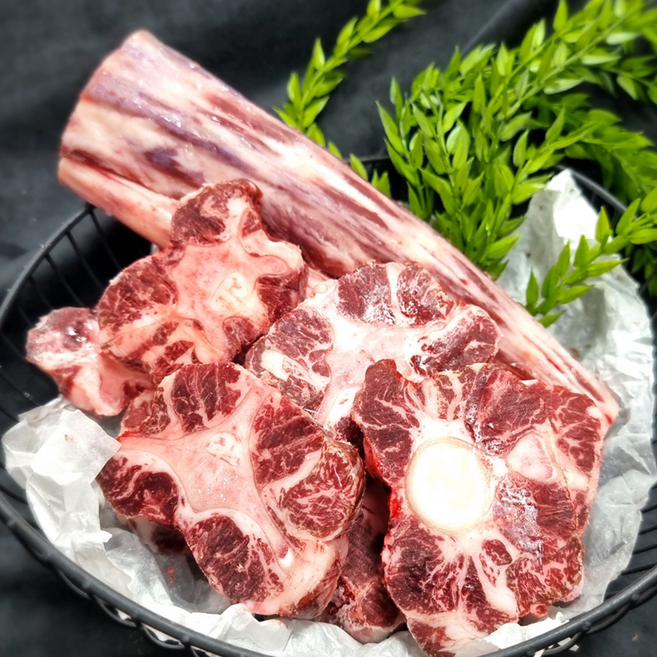 한성미트뱅크 한우 알꼬리 끝부분 제거 소꼬리 꼬리찜 보양식 1kg 냉동, 알꼬리 찜용, 1개