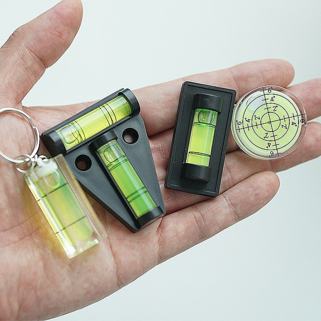 리빙지니 차량용 휴대용 미니 수평계 수평기, T자형, 1개