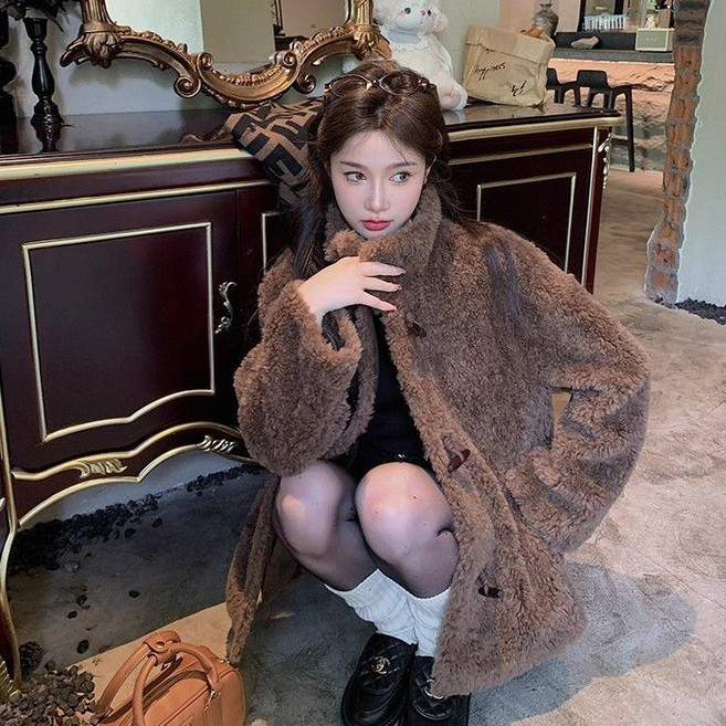 ORZQU 여성 겨울 루즈핏 패션 페이크퍼자켓 보온 우아한 무스탕